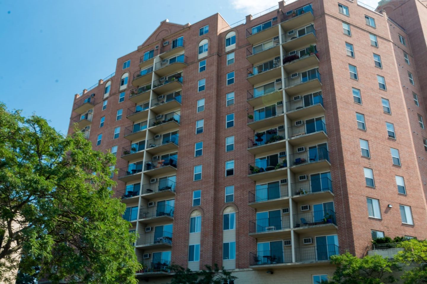 Kenwood Gables Image 14