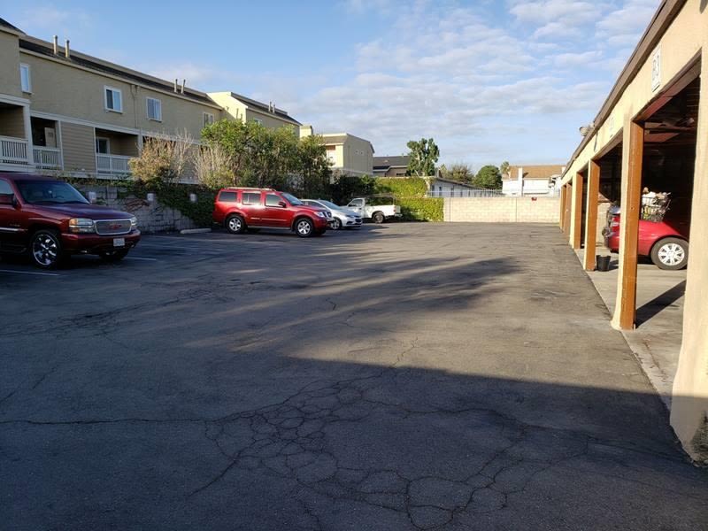 291 Avocado Street Image 5