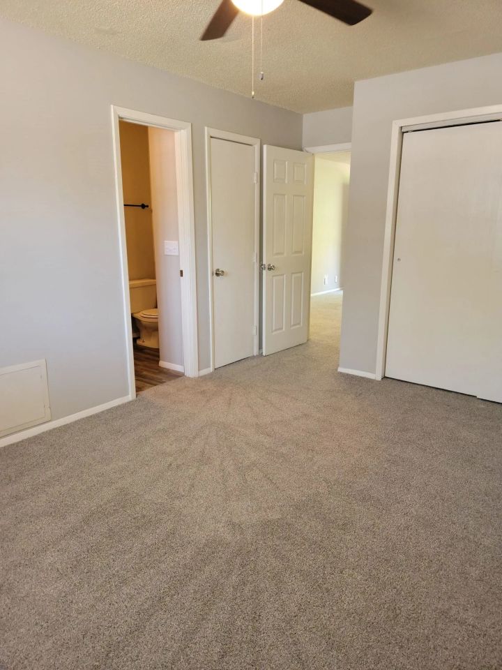 Embassy Apartments Image 14