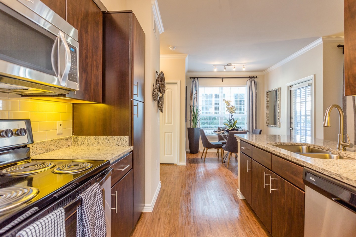 7970 Grand Image 14