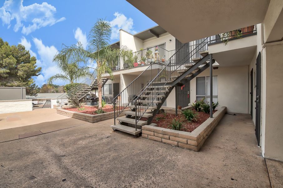 Rancho Vista Apts Image 11