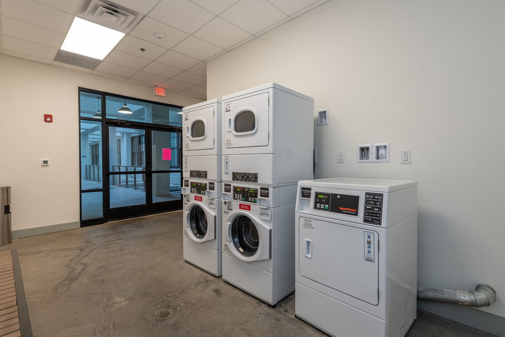 Petersburg ArtistSpace Lofts Image 67