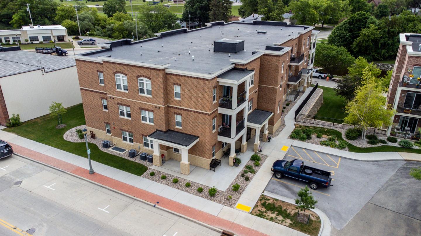 Uptown Commons II - Senior Housing Image 12