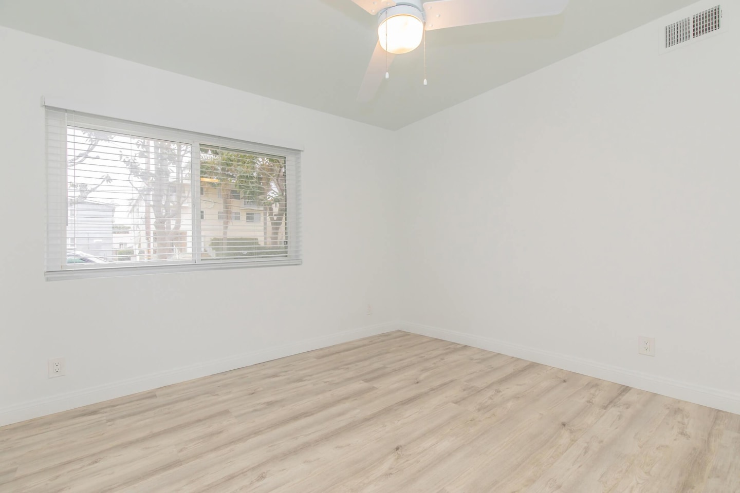 Anchor Pointe Image 13