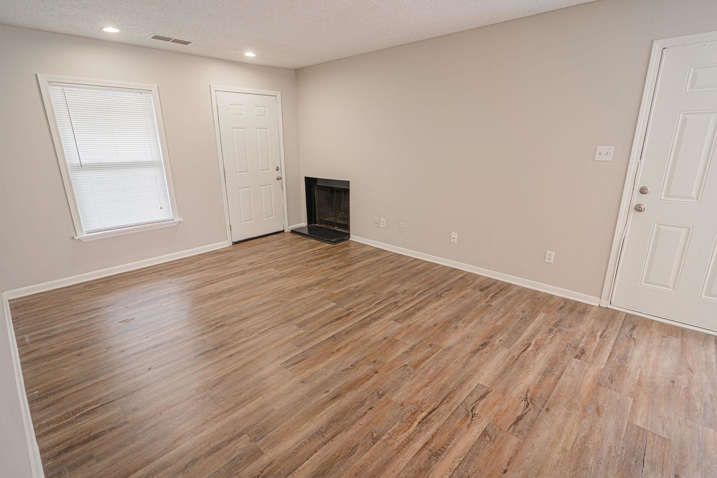 Emerald Park Image 15