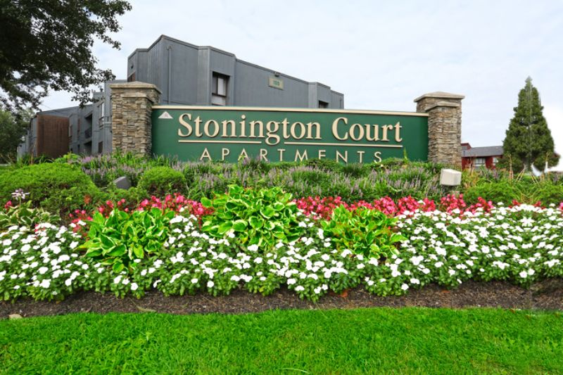 Stonington Court Image 2