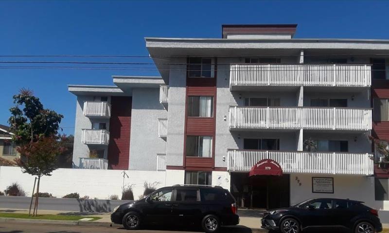 Newport Plaza Image 3