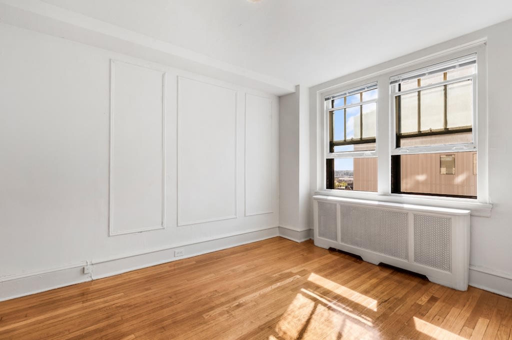 Embassy Apartments Image 6