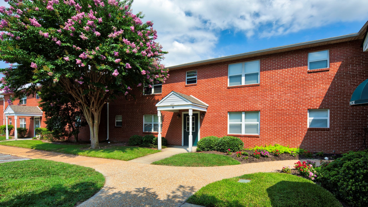 The Sterling Apartment Homes Image 8