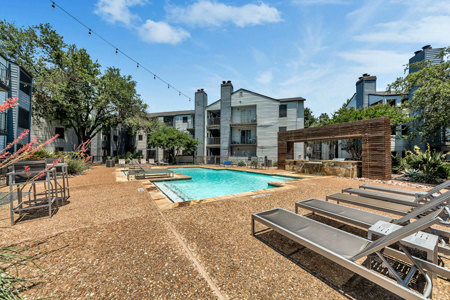 Azure Urban Living Image 35