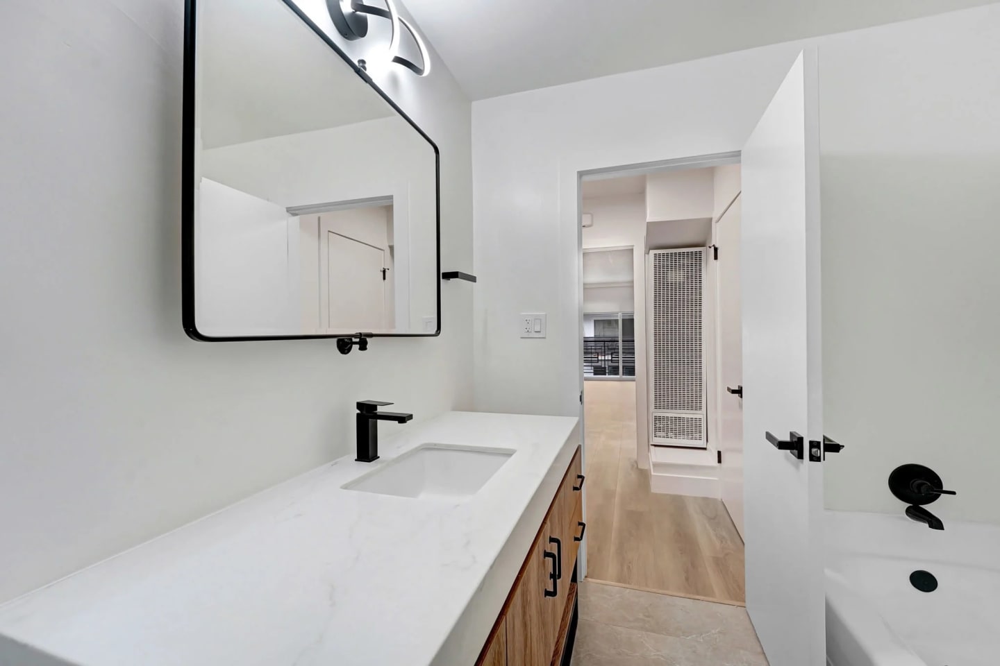 Selworth Apartments Image 7