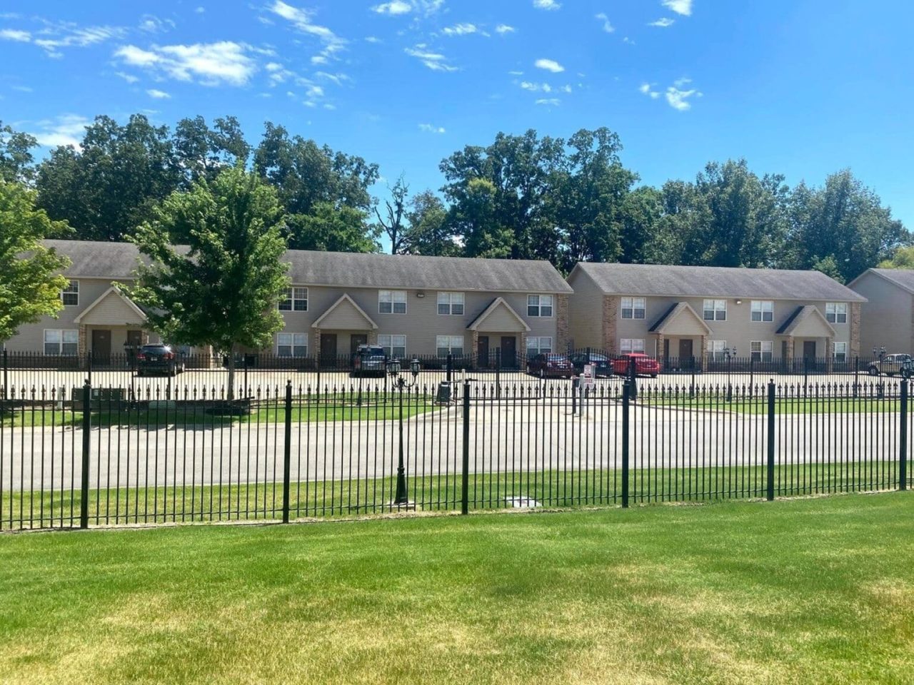 Willow Creek Townhomes Image 3