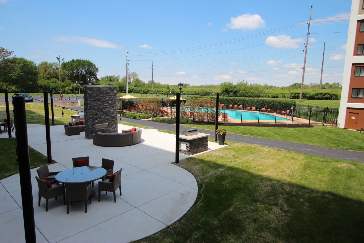 River West Flats Image 1