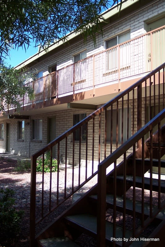 Mountain Plaza Image 32