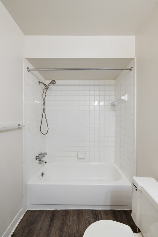 Wellington Place Apartments Image 9