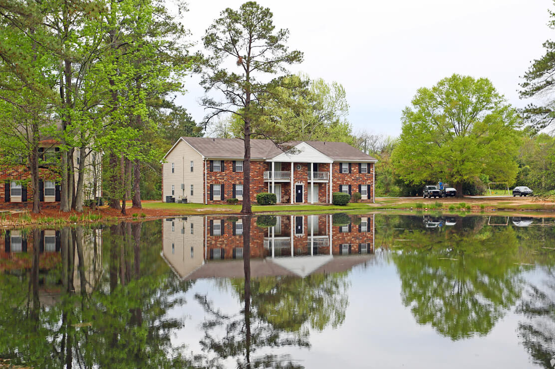 Mallard Pointe Image 1