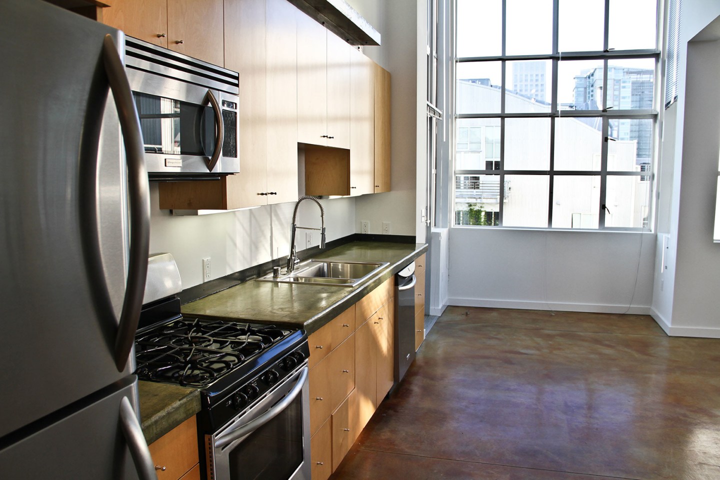 Glasdore Lofts Image 2