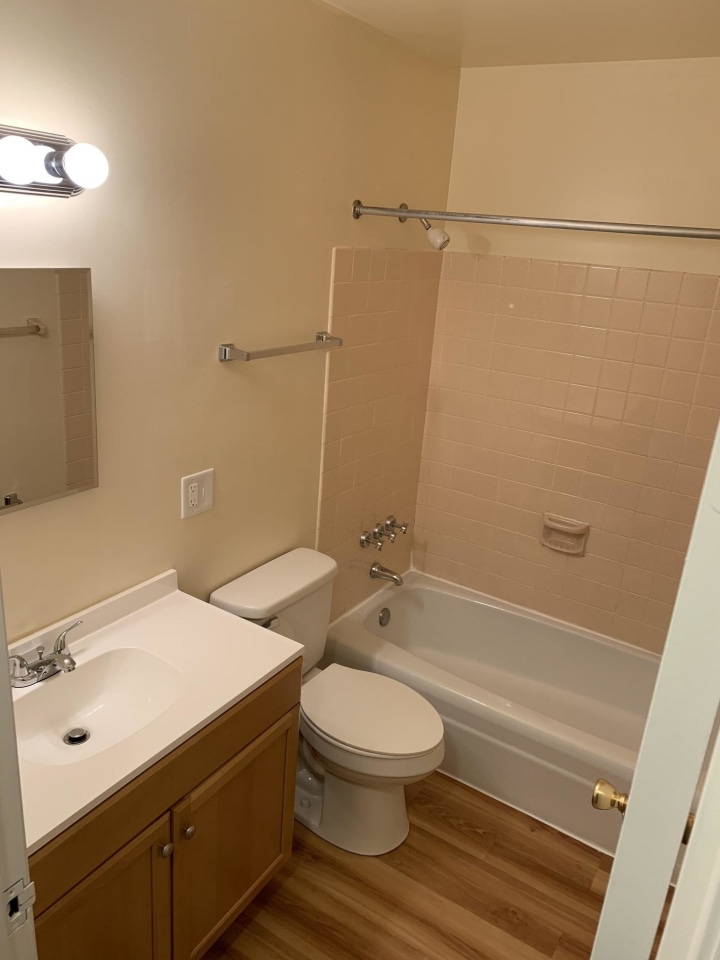 Parkview Manor Image 4