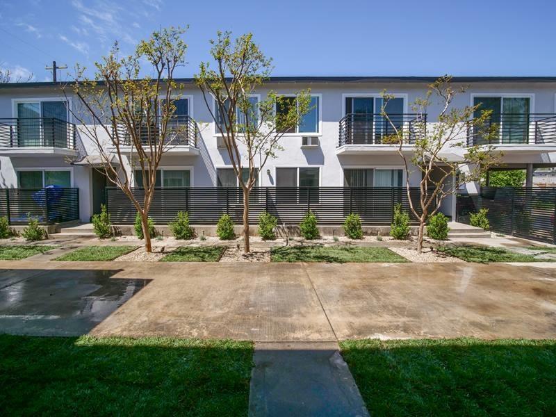 11424-11428 Killion St Image 22