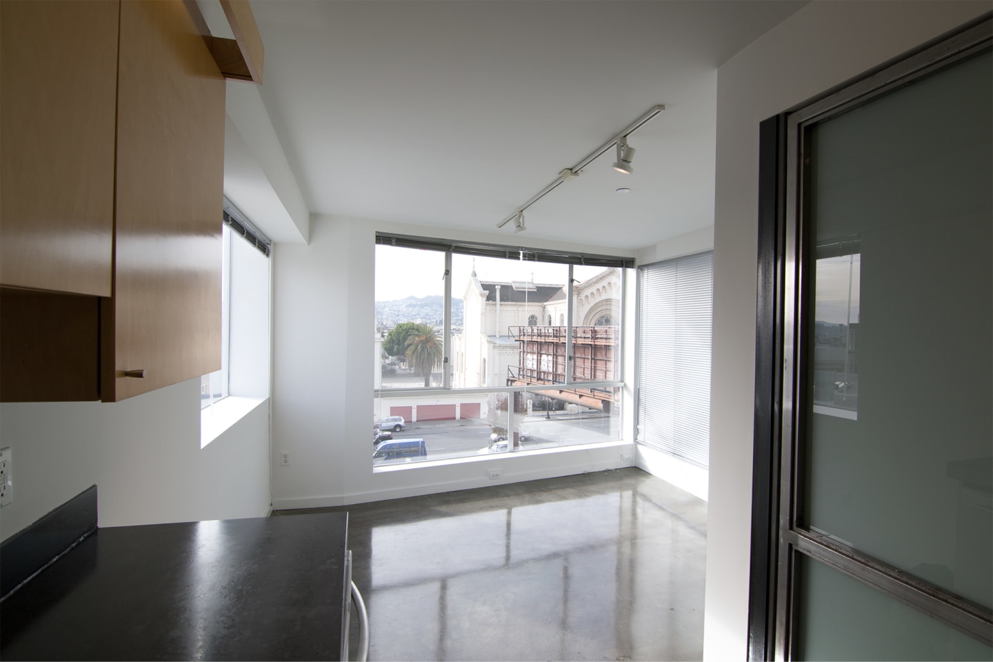 Glasdore Lofts Image 5