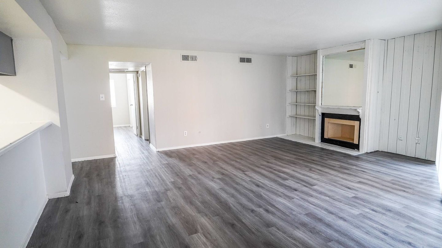 Trenton Place Image 23