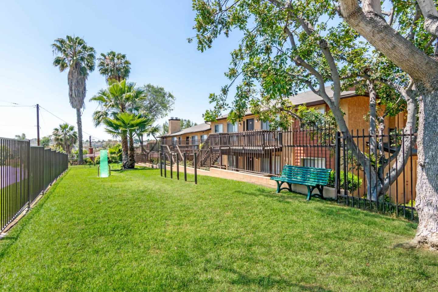 Hillside Terrace Image 15