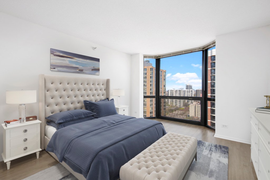 1111 N. Dearborn Image 10