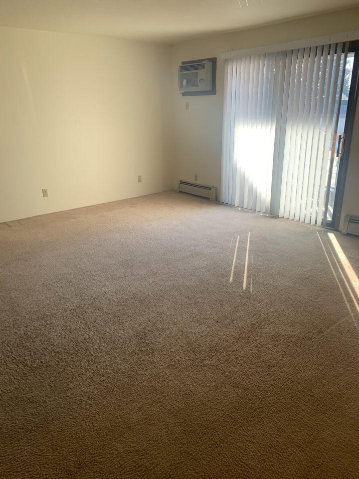 Fox River Bluff Apartments Image 8