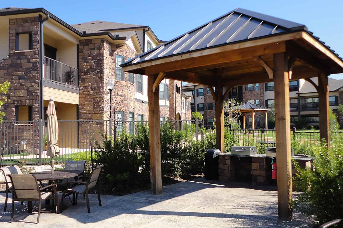 Hudson Trails Apartment Homes Image 13
