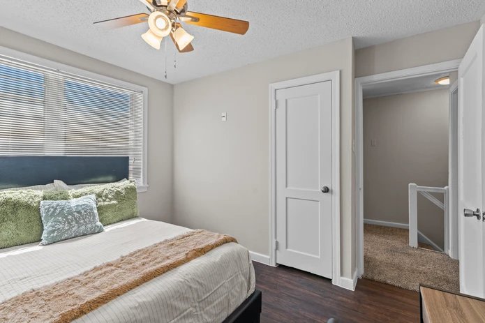 Townhomes at South Highlands Image 7