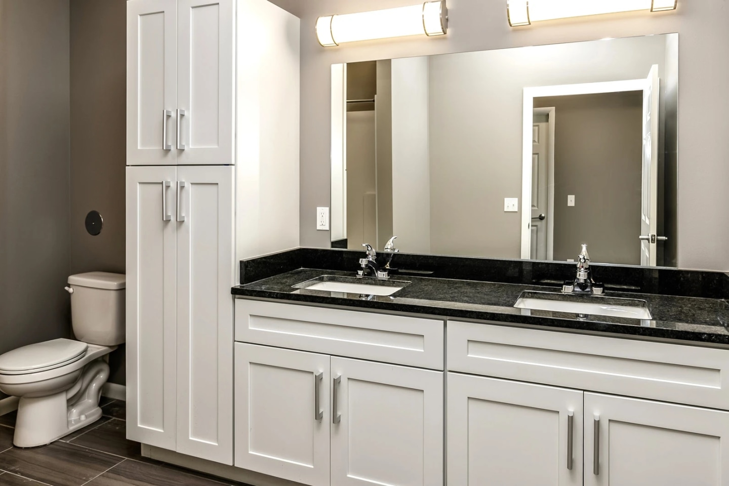 The Apartments at Lux 96 - Phase 5 Image 16