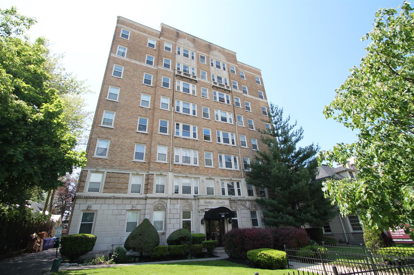 Gates Circle Image 16