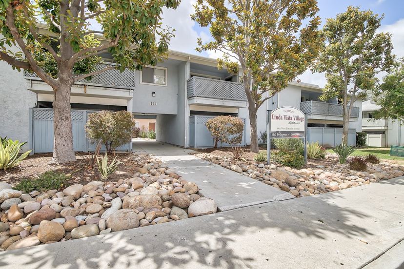 Linda Vista Village Image 20
