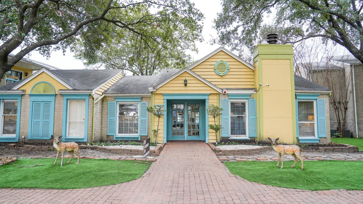 Pecan Square Village on Cranbrook Image 1