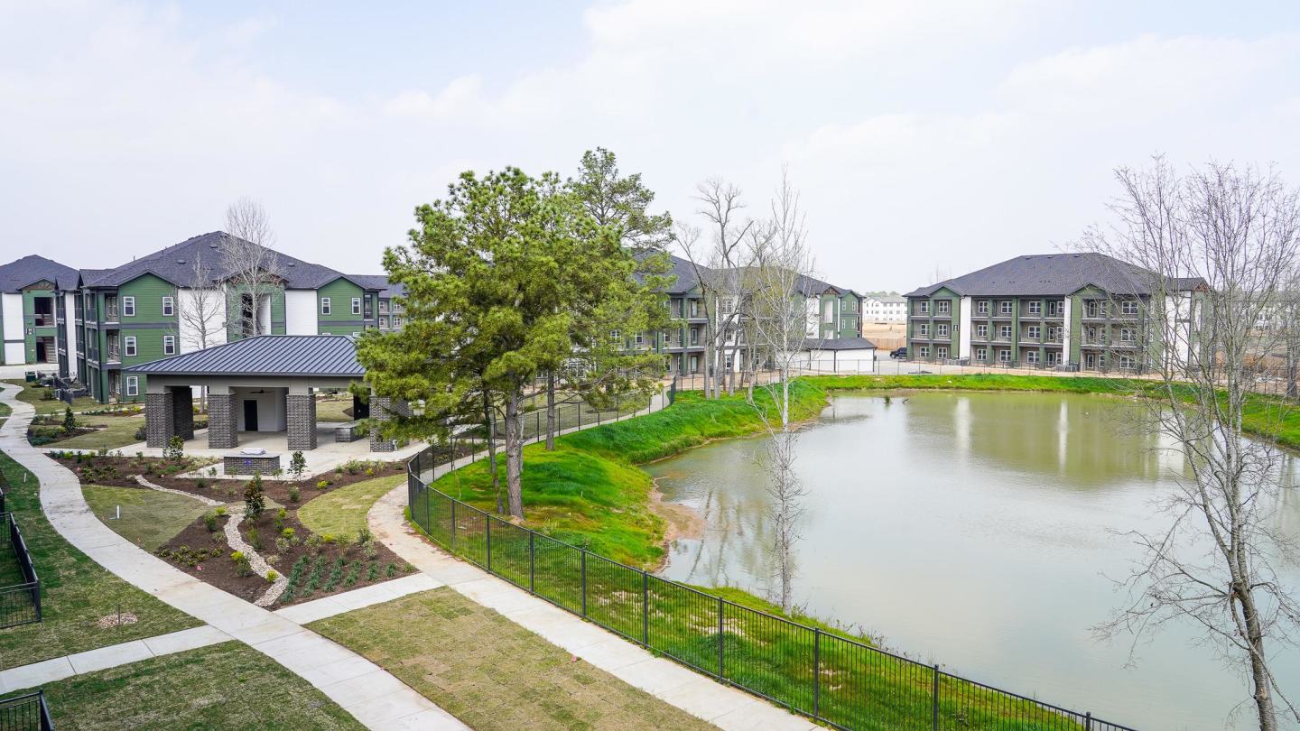 Saxon Pond Flats Image 2