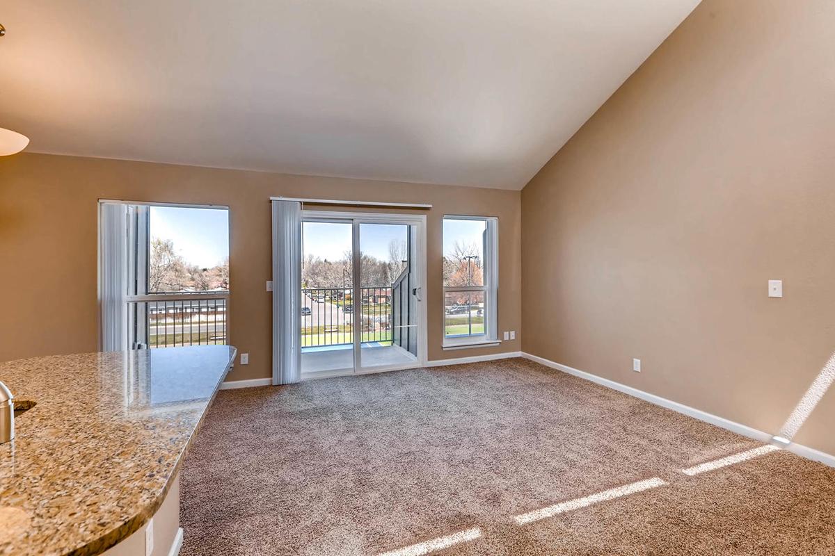 The Girard at Cherry Hills Image 36