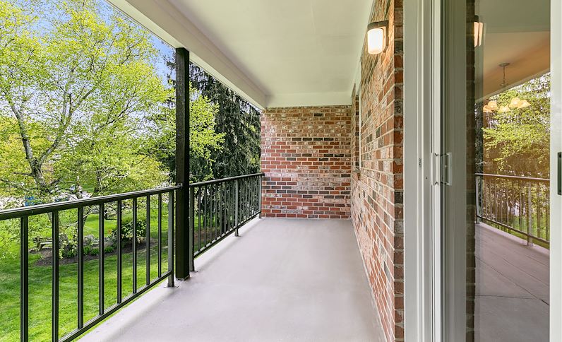 Springetts Apartments Image 18
