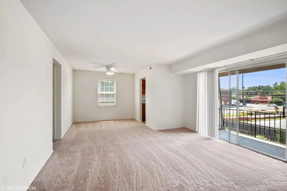 Whetstone Apartments Image 10