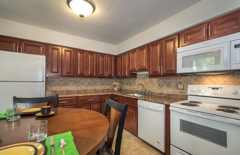 Covered Bridge Apartments Image 8