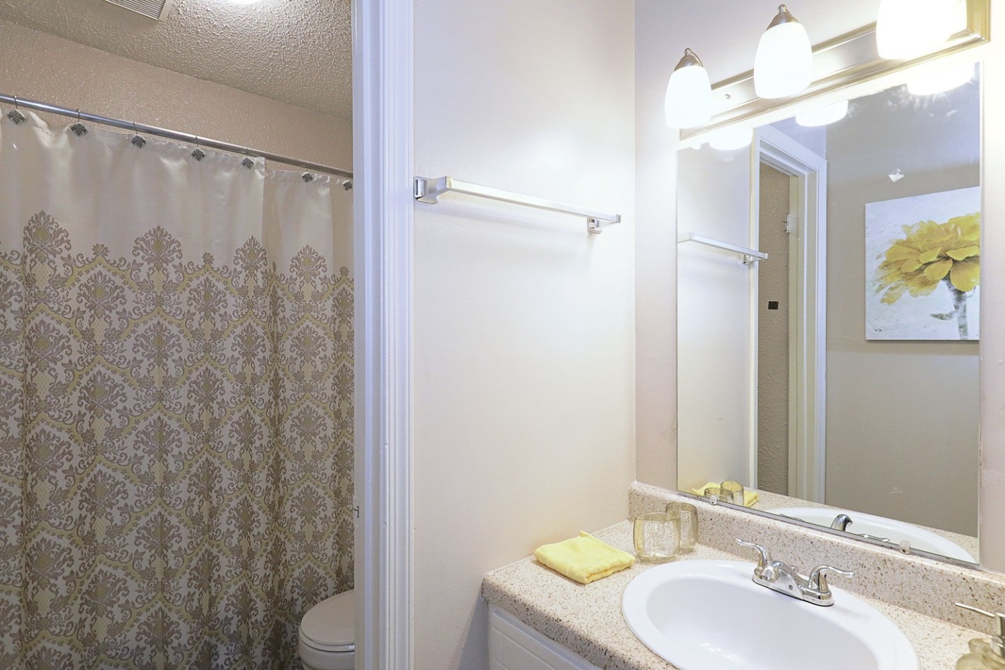 The Morehead Apartments Homes Image 22