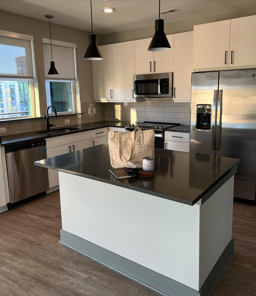 The Residences at Glenwood Place Image 2