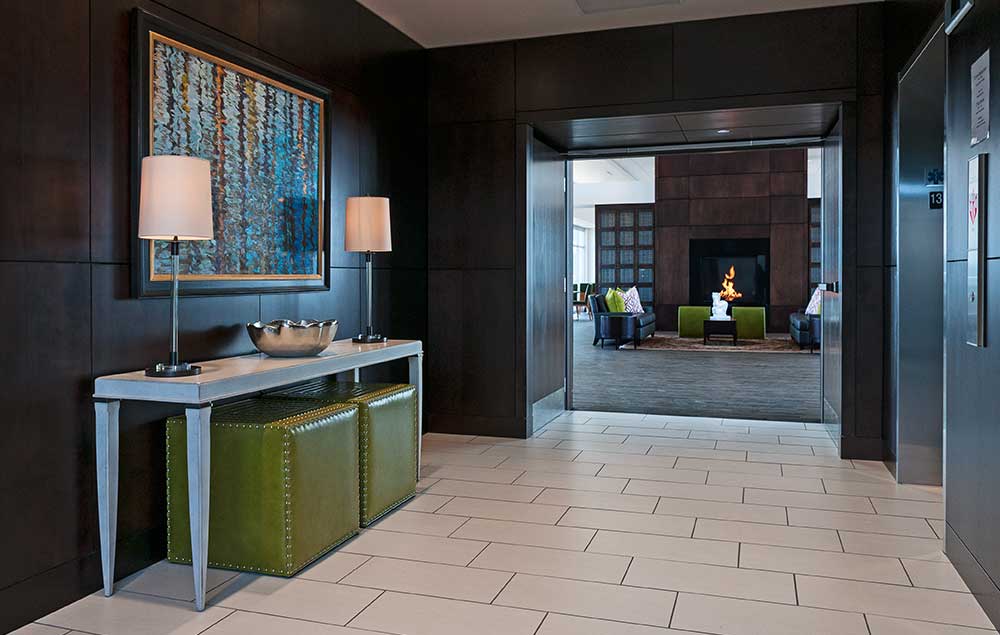 Ovation 309 Image 33
