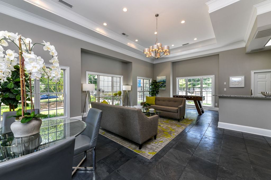 Grove on Southlake Image 7