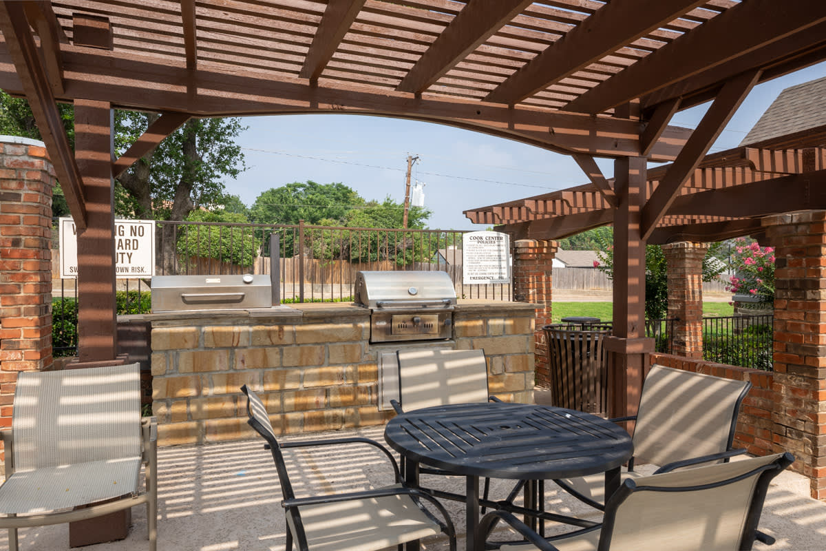 Village Green of Bear Creek Apartments Image 15