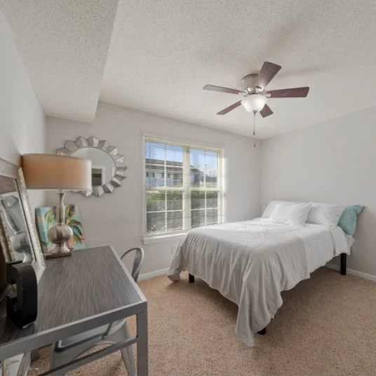 Student Housing - Seahawk Retreat Image 4