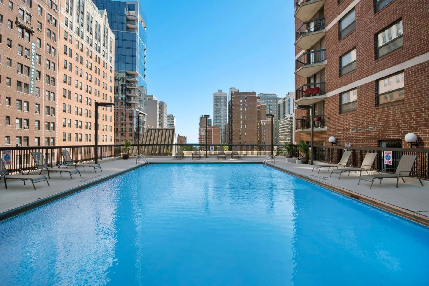 1133 North Dearborn Image 38
