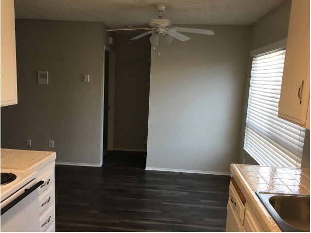 3962 Hamilton St Image 5