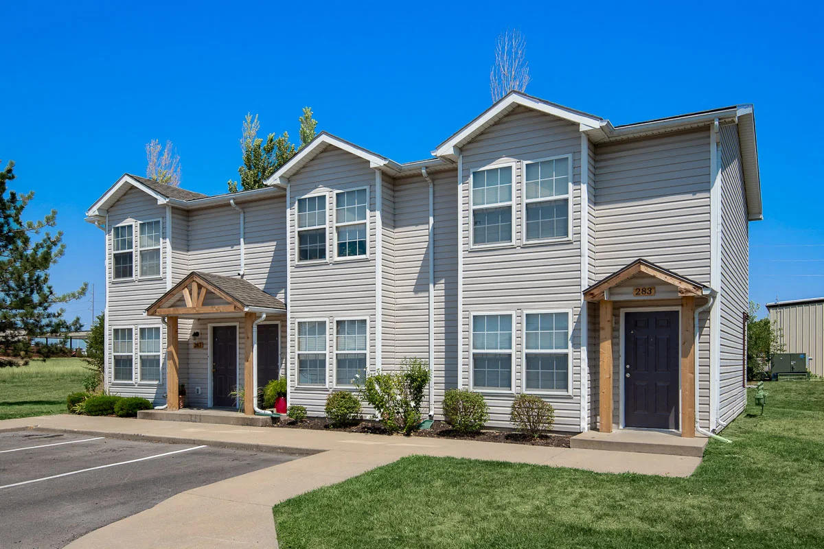 Evergreen Townhomes Image 11