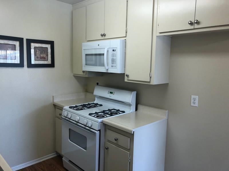 Rosemead Place Image 14