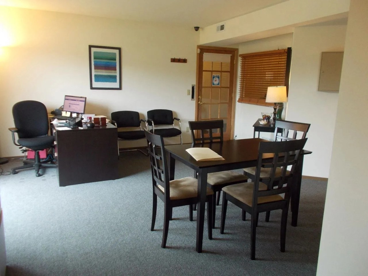 Eco Park Apartments Image 4